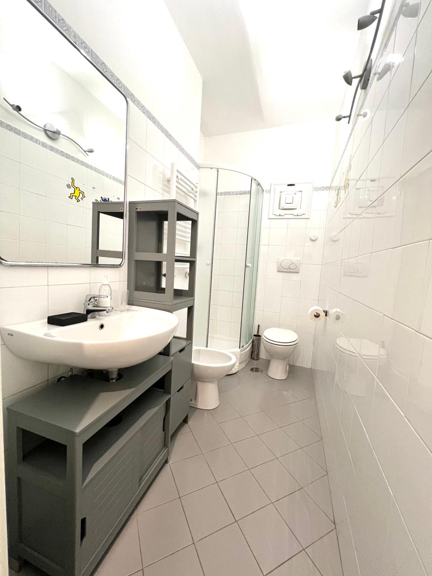 Colosseum Lovely Apartment Рим Екстер'єр фото