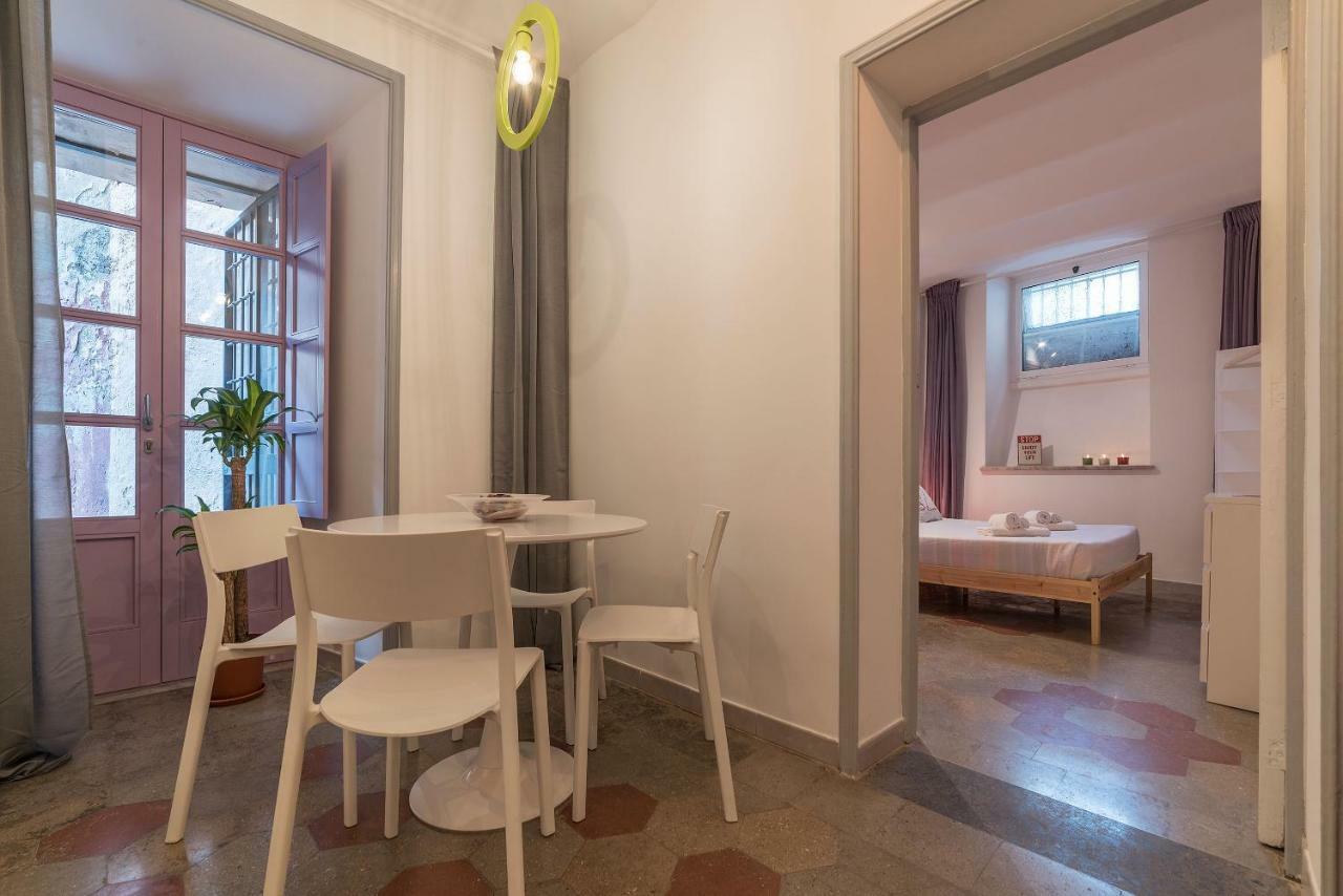 Colosseum Lovely Apartment Рим Екстер'єр фото
